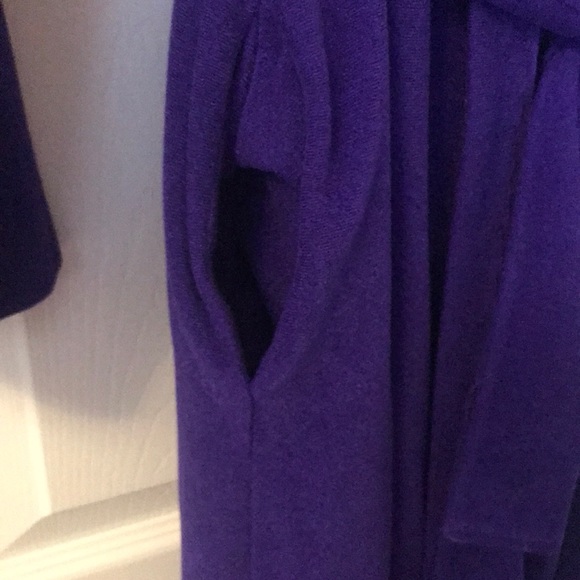 Velour Velvet Robe | Small - Picture 4 of 8